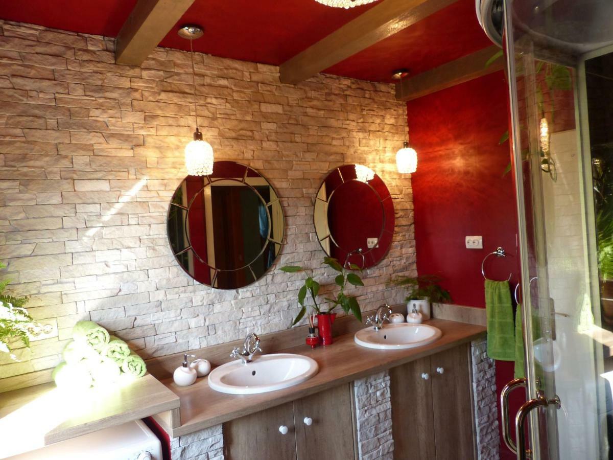 Tropica, Total Privacy, Tropical Garden And Private Pool * Kastela