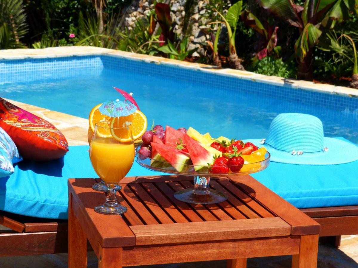 Tropica, Total Privacy, Tropical Garden And Private Pool Villa Kastela